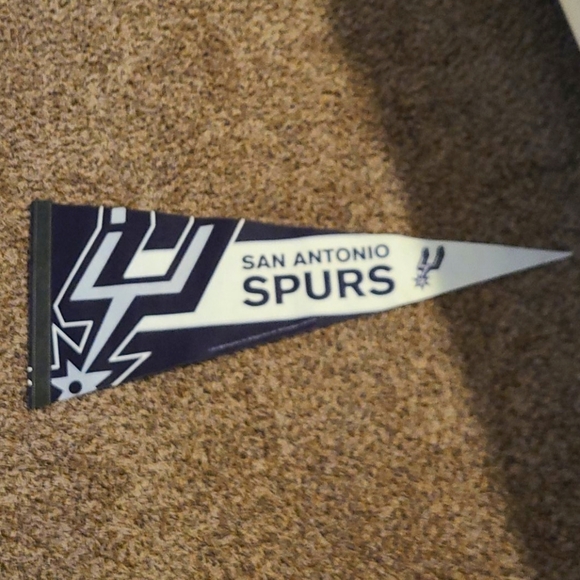San Antonio Spurs pennant - Picture 1 of 1